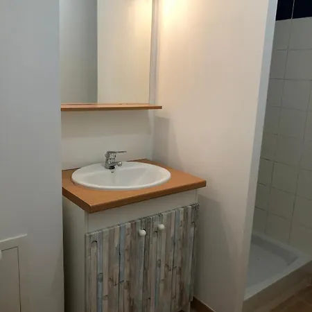 1 Chambre, à Proximité De La Rochelle, Dans Résidence Au Calme, Avec Parking Appartamento *